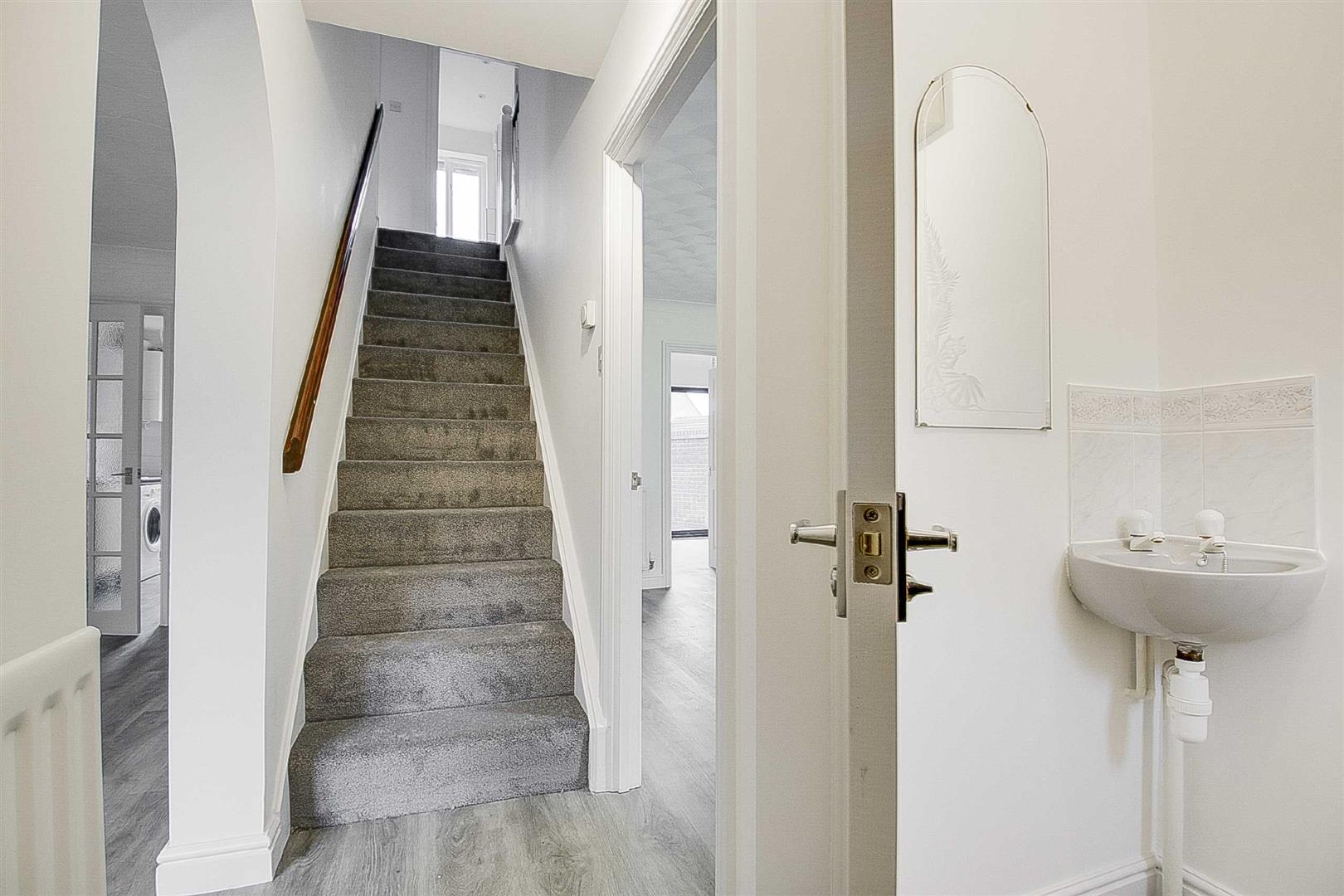 4 bed property in Bickleigh Crescent, Milton Keynes